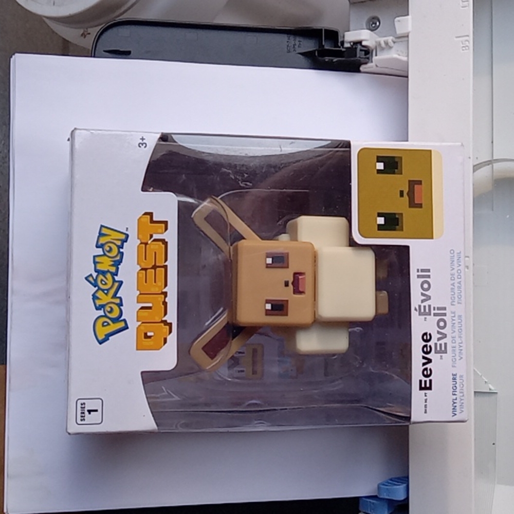 Pokémon Quest Eeve Series 1 Vinyl Figure